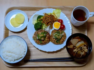 LINE_ALBUM_食事_251031_6